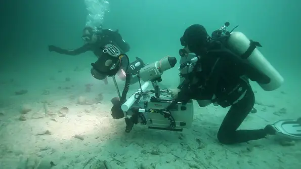 Rob and David Hannan filming the flamboyant cuttlefish for the documentary film Revolution. Photo © Tristan Bayer www.earthnative.com
